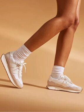 New Balance 237 Women’s Sneakers